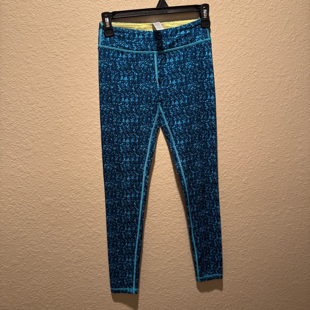 Lululemon Girls size 12 Ivivva Blue Leggings 28”